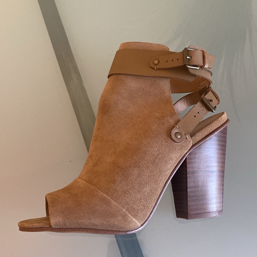JOE’S Jeans Tan SUEDE Ankle Boots Open Toe Ankle Booties Cowgirl Size 7.5